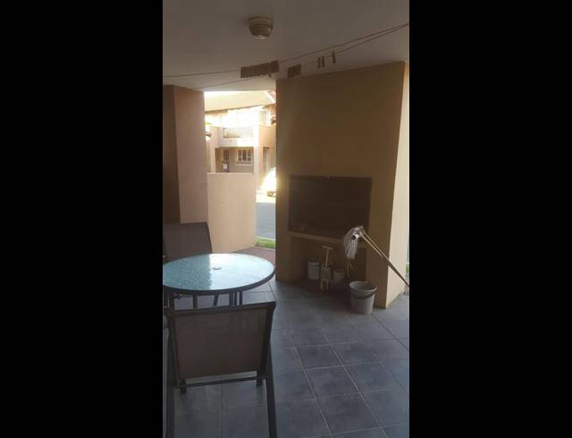 2 BEDROOM PROPERTY TO RENT IN VAN DYK PARK